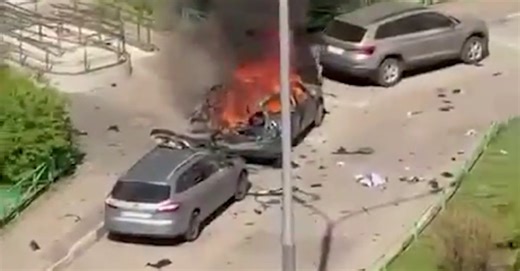 Un général russe tué dans l’explosion d’une voiture près de Moscou (vidéos)