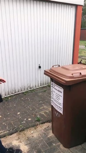 Martina Hill Comedy Skit on Proper Waste Management