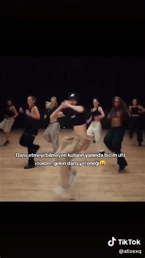 Ya tutarsa?#lisa#blackpink#blink#dance#new#tutorial#lalisa#lili#film