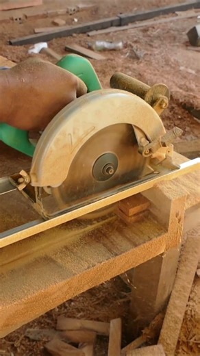 How to install a wooden frame #carpentry #classicwood #wooddesigner #wood