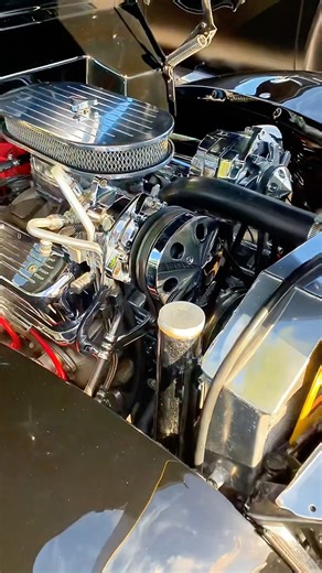 1939 Ford deluxe coupe