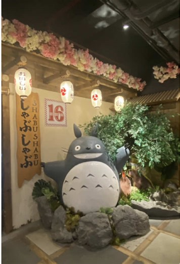 A place that will give you a Ghibli feels plus a variety of foods that depends on your taste. You can also rent a Kimono upon entering the place and while wearing that you are free to choose a spot to eat, chill or take photos. Take note on this: Bring cash because they don't accept card payment. Unfortunately, the place has weak signal to almost dead spot so its not advisable to use gcash either to receive sms code. Yet, good thing you can access a free wifi. Located at: lot4 block2 superblock 