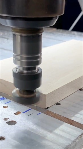 Multifunctional numerical control cutting machine#woodworkingmachinery #cnc #woodworkingcuttingmachine #cncmachine #slotting #cncrouter | Cindy Xiao