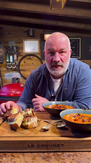 Roasted Red Pepper & Tomato Soup on the BBQ. Comfort food, cooked properly over fire. This is proof that the BBQ is just as good for slow, cosy food as it is for big cuts of meat. Sweet red peppers, ripe tomatoes and onions blistered over the grill, smoked bacon rendered down for depth, then everything simmered and blitzed into a silky, smoky soup that tastes far bigger than the effort involved. The magic is in roasting the veg first. That light char adds sweetness, smoke and richness you just d