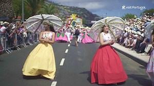#VisitPortugal was at the Madeira Flower Festival and captured some of its best moments. Come feel part of the festival! --- O #VisitPortugal esteve na Festa da Flor e captou alguns dos melhores momentos vividos na Madeira. Veja o vídeo e sinta-se parte da festa! | Visit Portugal