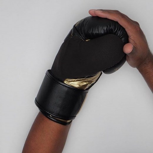 HAYABUSA T3 Boxing Gloves Black/Gold