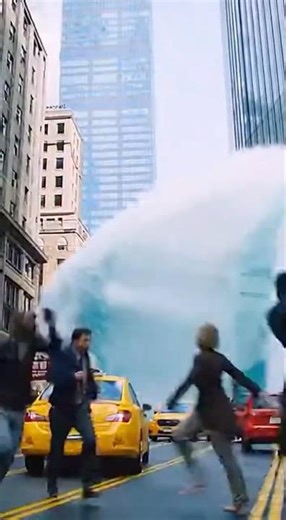 Drone Crashes Into NYC Tower Aquarium—Massive Water Explosion