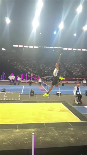 Vidéos de jump.pulse (@jump.pulse) au sujet de Long Jump World Record