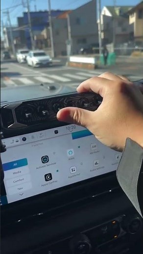 Control your vehicle lights with the Novsight Switch Panel 6-Gang Toggle. Go self-sufficient