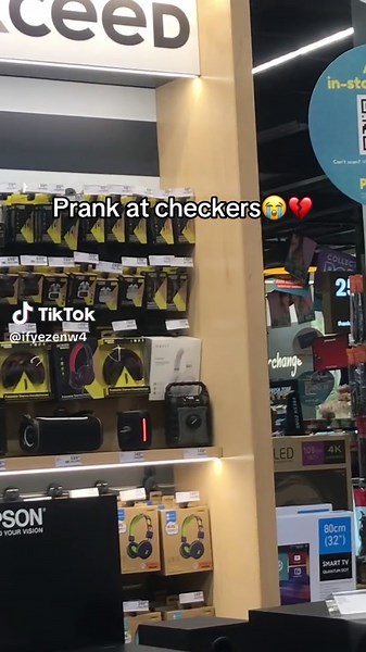Public Prank Confusion at Checkers