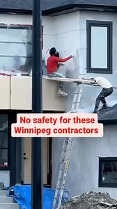 This is WHY You Need Scaffolds! 🤯 Safety is key, especially when working at heights. Scaffolds provide a stable platform for workers, preventing dangerous falls and injuries. When used correctly, they can make all the difference between a job well done and a potential disaster. ⚠️ Stay safe by using proper scaffolding, ensuring it is inspected regularly, and that workers are trained in its safe use. #SafetyFails #NearMiss #CloseCall #SafetyFirst 🦺 #WorkplaceSafety #Training #SafetyCulture #HSE