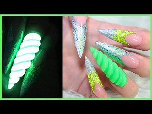 GLOW IN THE DARK 3D UNICORN ALIEN ACRYLIC NAILS