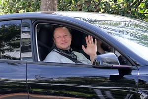 Take A Look Inside Billionaire Elon Musk's New Home, Which Is A $50,000 Box - BGR