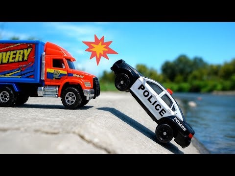 [song]Big Crash by the River! Rescue Vehicles to the Rescue | Police Car, Fire Truck, Ambulance Song