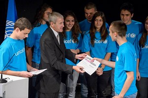 British TV actor Nicholas Lyndhurst promotes fostering