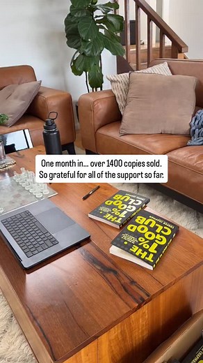 One month in and over 1400 copies sold. So cool to see my first book being spread around the country. So special having strangers stop you and say they have read it and found it super valuable. Blows me away being able to have that impact :) Comment “book” and I’ll send you a link to get a signed copy. Perfect gift for a young athlete or anyone looking for some mental health shifts :) | Cooper Chapman