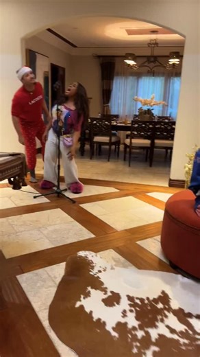 Sherri on Instagram: "My Spirit Animal is Teena Marie💕. You cannot tell me that God did not make that custom high note just for me- @beyonce here I is😂. Thank you @niecynash1 & @jessicabettsmusic for making this the #bettsniteever❤️ and @officialdermking the best duet partner! #lefteye custom tshirt @breabstar for @stinsonhaus Purple Purse @boccinelli.co #sherrishepherd #niecynash #bestfriendsforever❤"