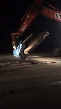 Excavator Concrete Slab Bucket - Slab Removal