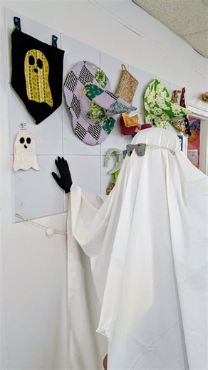 62 reactions | A haunted house… but make it for sewists. 淋 Where...