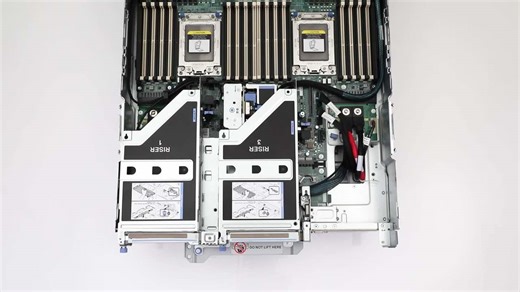 Comment retirer/installer la carte de montage 4 sur PowerEdge XE8545