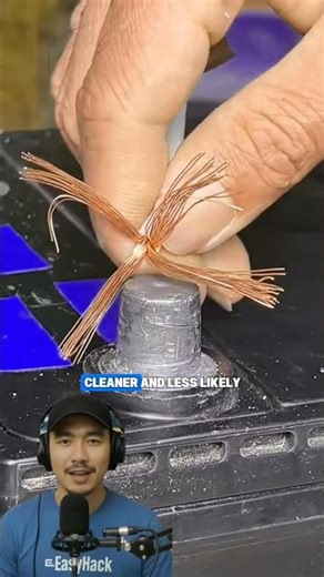 Tips for connecting battery wires using a plastic bottle #shorts