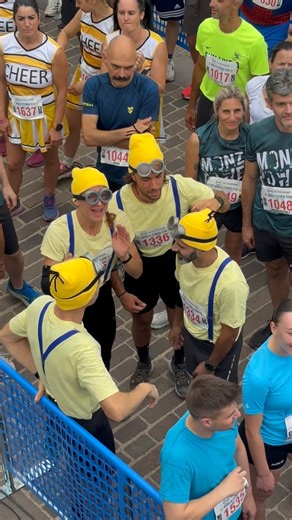 🇮🇹 MONZA POWER RUN 2025 è ufficialmente iniziata! Un’emozione unica aprire questa edizione con il nostro Inno di Mameli, insieme a tantissime persone che hanno reso questo momento davvero speciale. Un grazie di cuore a tutti i partecipanti e al Comune di Villasanta e di Monza che hanno reso possibile tutto questo con il loro fondamentale supporto. È solo l’inizio… avanti tutta! 💪✨ Monzapowerrun#run#monza #eventimonza#eventimilano#italia | Monza Power Run