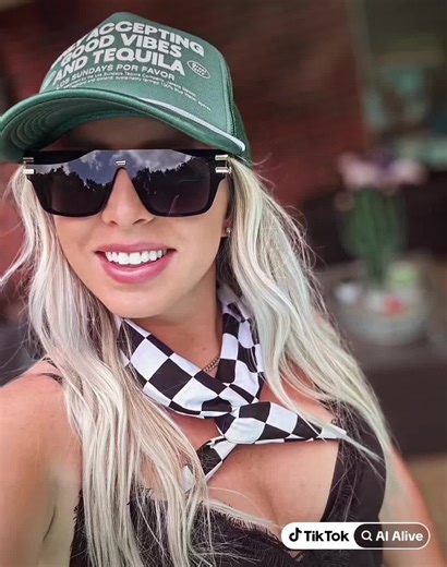 Hot Summer Trend! Our Original Tie Headbands look great on everyone - Come shop with us this weekend at First Monday Trade Days in Arbor III to pick out your favorites and get styled for free! #amandabrightdesigns #theoriginaltieheadband #usamade🇺🇸 #hotsummer #headbandstyle #bandanastyle #firstmondaytradedays