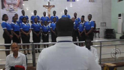 4.4K views · 192 reactions | ONE MILLION NAIRA SINGING COMPETITION Name: Emmanuelite Chorale Owerri Diocese: Owerri Song: K'anyi jee nu n'altar nara Oririnso, Composed by Emmanuel Atuanya If you think they did good and deserve to win kindly like share and comment | Atuanya Emmanuel | Facebook