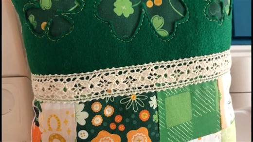 Watch how our Shamrock Shelf Pillow comes together in "speed sew"...