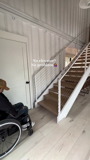 Teamwork makes the dream work 🤘🏼 #paraplegic #dayinthelife #paralyzed #wheelchairlife #interabledcouple #parentsoftiktok