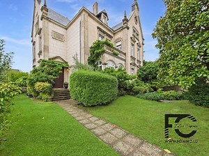 Visite d’une Maison de Maître à Metz – Élégance, Volumes et Cachet Irrésistible