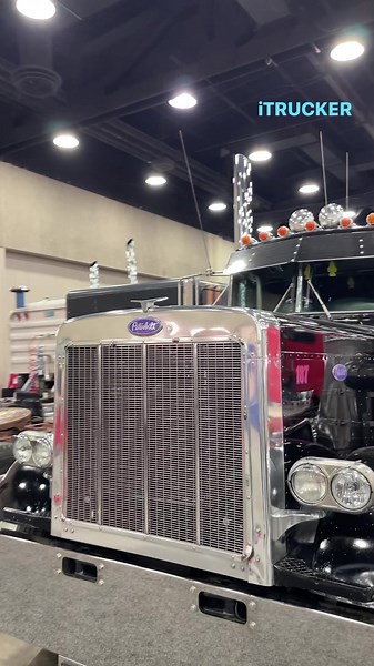 89K views · 18K reactions | That’s what we call super cool old school trucks #truck #trucking #truckdriver #trucks #itrucker #truckers #trucker #oldschool #badass | iTrucker | Facebook