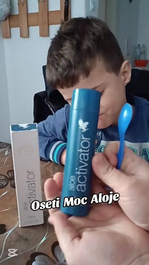 🌿 Osjeti moć aloje uz Aloe Activator 🌿 💧 98% čiste stabilizovane Aloe Vere – prirodni eliksir koji hidrira, umiruje i regeneriše kožu. 👁️ Za oči 👂 Za uši 👶 Za bebe 🌸 Za kožu 🌿 Za stomak Bez parabena i štetnih sastojaka – samo čista, filtrirana aloja. 💚 ✨ Priroda u službi vašeg zdravlja i lepote. ✨ Osloni se na Aloe Vera proizvode poruci i progledaj Pisi mi i saznaj zasto ga koristim! #aloeveraproizvodi #PrirodnoZdravlje #BiznisOdKuce #Mama_domacica_preduzetnica | Verica Adamovic Ivankov