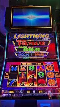 From $0 to $100 REAL QUICK ⚡ Lightning Link Bonus Hit! #lasvegas #slot #casino #gambling