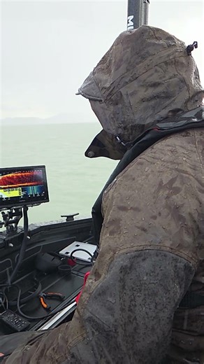 🎣🌧️ Vízhatlan Bizalom – amikor a felszerelésed nem hagy cserben