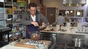 401K views · 1K reactions | Start the week on the sweet side with Scott Conant's ooey gooey flourless chocolate cake!  All-new #ChoppedSweets > Tonight at 10|9c Save the recipe on your Food Network Kitchen app: https://food-network.app.link/O6aN1ege14 | Food Network | Facebook