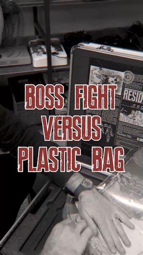 Unboxing the Resident Evil Requiem attaché case 📦🔦 | GameSpot