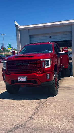 Custom GMC Sierra 3500 Dually Trucks