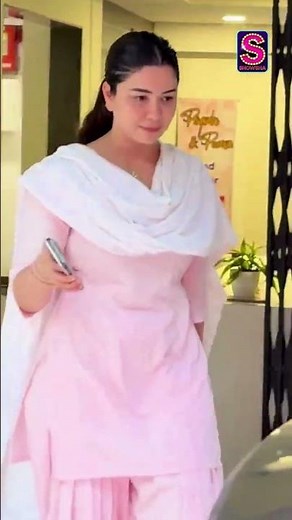 Sara Tendulkar Stuns in Pink Salwar Suit, Serving Timeless Elegance and Soft Glam | Cricket | N18S
