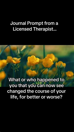 ✨ journal journey with me ✨ #therapytiktok #therapytok #mentalhealth #therapy #journaling #journal #healing #growth #selflove #selfimprovement #relationships #themindfulmessenger #fy #fypage