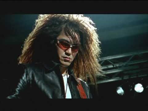 迪克牛仔 - 麻辣男人 (Official Video)