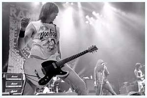 Ramones: Subastan la histórica guitarra Mosrite Ventures II de Johnny Ramone