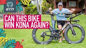 18K views · 302 reactions | Join us for an in-depth look at Lucy Charles-Barclay's stunning Cube Aerium C:68X and the kit she'll be using at the World Championships in Kona! We explore all the features including the custom paint job, aerodynamic and cooling adaptations, and take a look at the kit Lucy will be wearing on Race Day. | Global Triathlon Network | Facebook