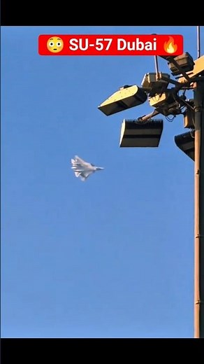 😳Su-57 Dadly manuaver at Dubai Airshow 2025 | Powerful Sukhoi Jet Performance 🔥 #su-57 #dubaiairshow