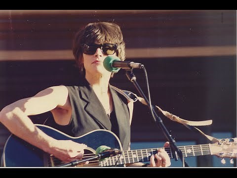 Shawn Colvin WERS Live Radio Interview 6-12-1987