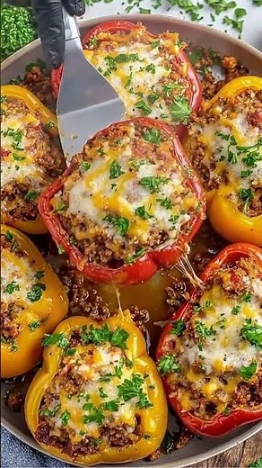 Stuffed Bell Peppers 🌶️🧀🔥 | Easy Cheesy Beef & Rice Recipe | Healthy Comfort Food