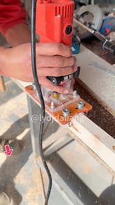 This router edge guide and groove support base is a high-quality accessory designed for edge cutting, grooving, and decorative cuts. It provides precise control and smooth cutting performance, making every woodworking task easier and more efficient. | Magnifyf