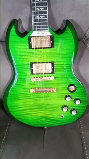 Green Gibson SG Deluxe, Supreme, Elegant. Iguana Burst. #guitar #gibson #rocknroll