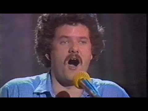 BERNARD WRIGLEY sings "Nelly the Elephant"