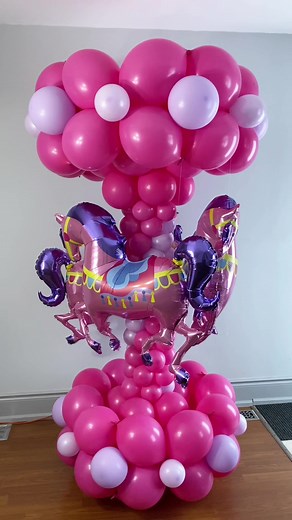 Balloon Carousel Decorating Ideas and Tips